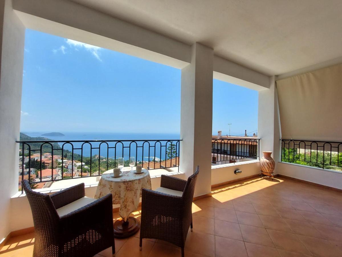 Horizon Studios With Sea View - Free Parking Глоса Екстериор снимка